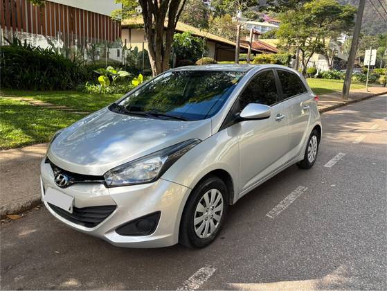 HYUNDAI HB20 1.6 COMFORT PLUS 16V FLEX 4P AUTOMÁTICO HYUNDAI HB20 1.6 COMFORT PLUS 16V FLEX 4P AUTOMÁTICO